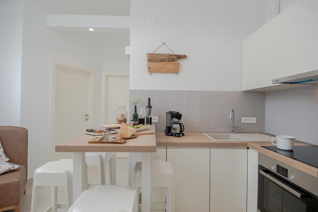 Arka Trogir Apartments - Seget Vranjica Exterior photo