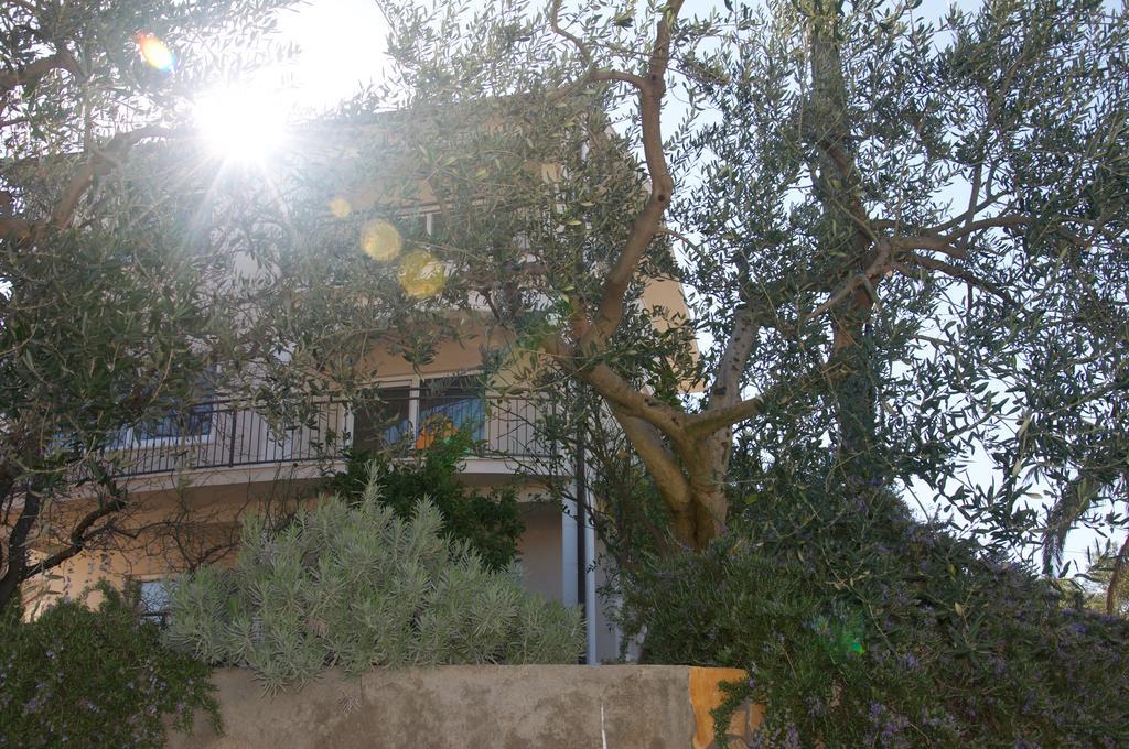 Arka Trogir Apartments - Seget Vranjica Exterior photo